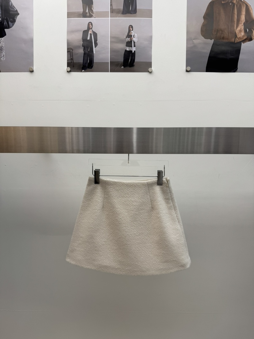 AMOOD東大門㊣代購女士新品休閑職業時尚推薦熱賣人氣25秋冬短裙AMOOD短裙圖色1