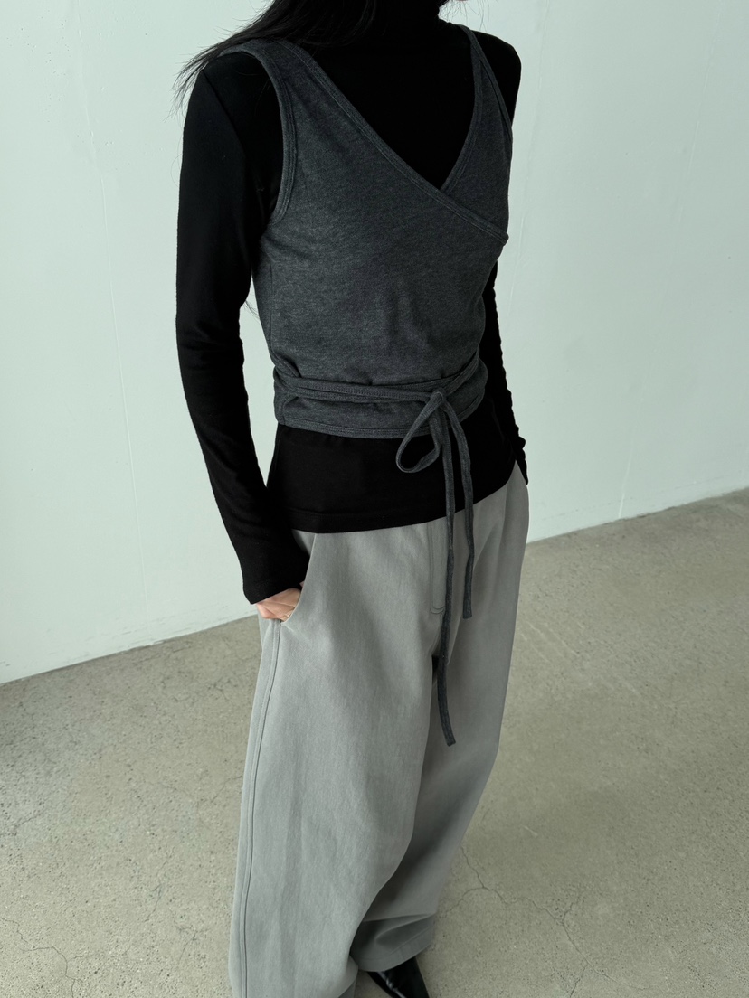 TAUPE東大門㊣實拍女士新品休閑25秋冬推薦時尚人氣吊帶背心TAUPE吊帶/背心