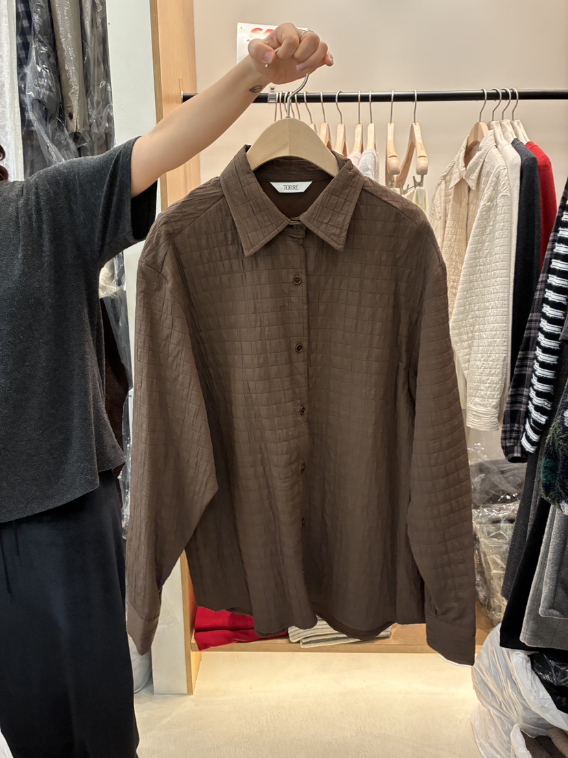 TORRE韓國直郵㊣女裝新款休閑熱賣推薦職業時尚襯衫蕾絲衫填充TORRE襯衫/蕾絲衫圖色1