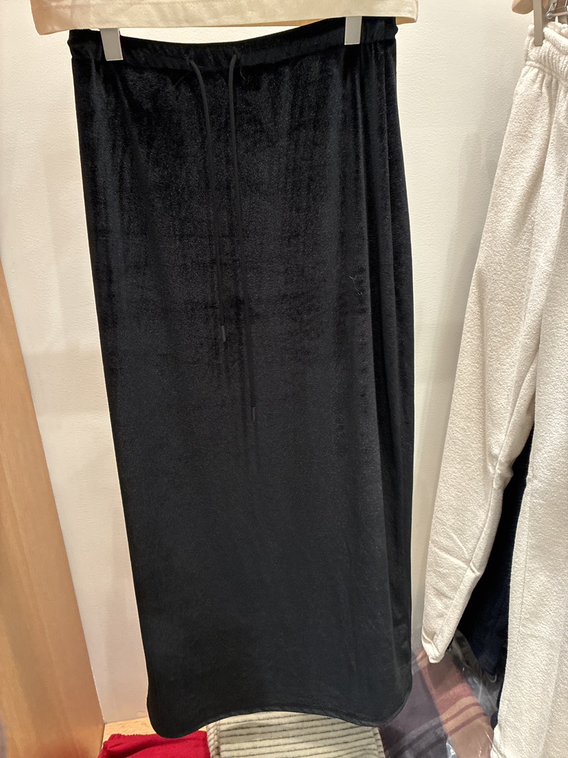 TORRE韓國代購㊣女士新款熱賣人氣職業推薦休閑25秋冬長裙天鵝絨TORRE長裙圖色2