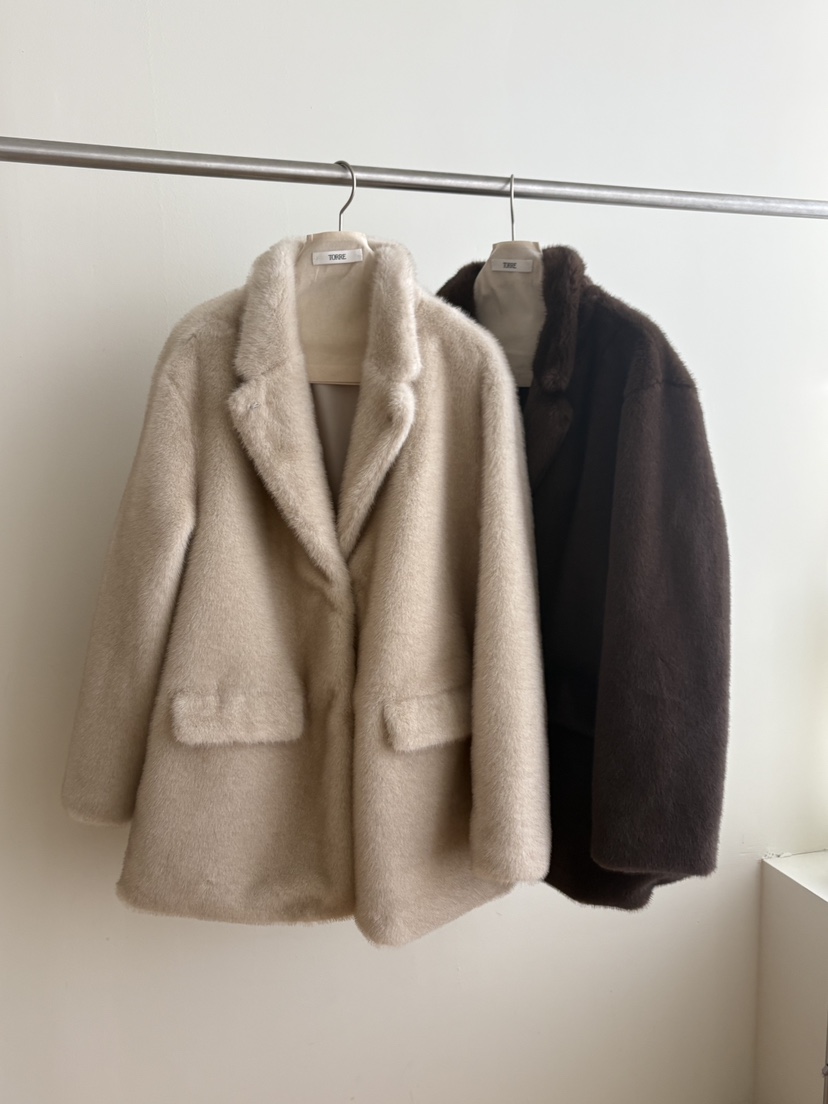 TORRE東大門㊣代購女士新品25秋冬推薦人氣休閑短款大衣貂皮TORRE短款大衣圖色2左二色