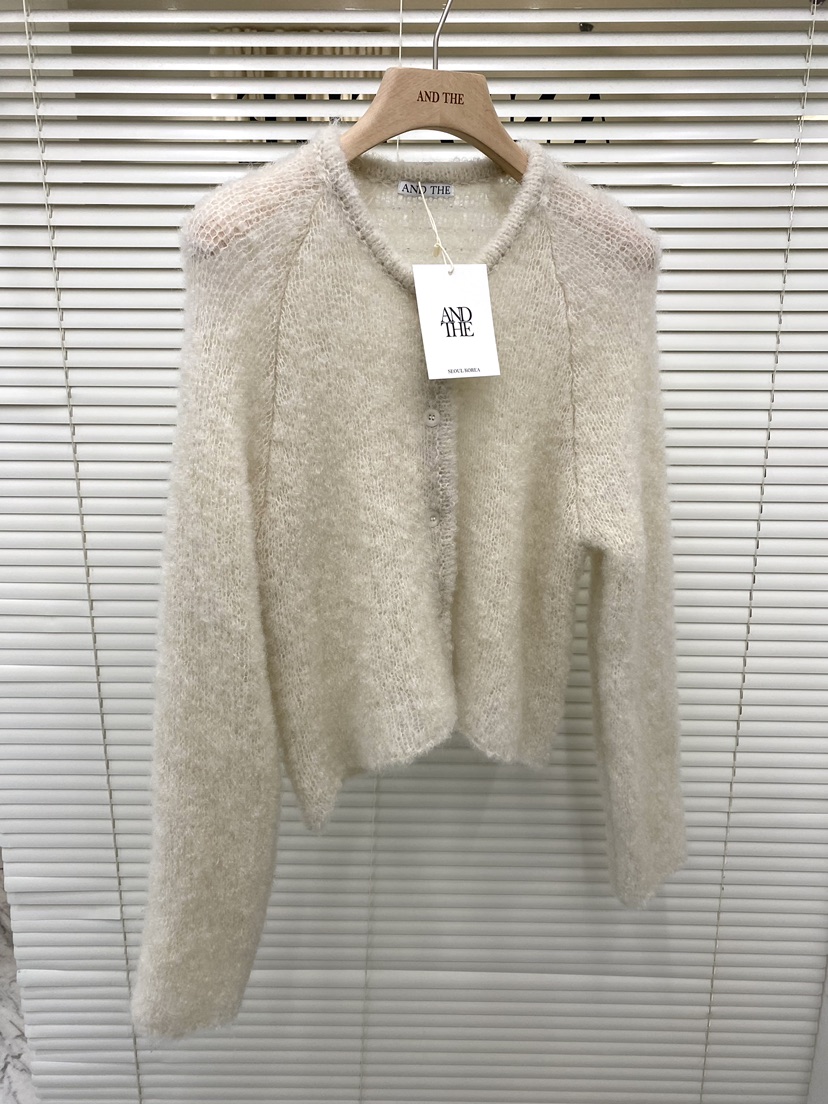AND THE韓國直郵㊣女裝新品職業25秋冬休閑推薦時尚針織衫AND THE針織衫圖色1
