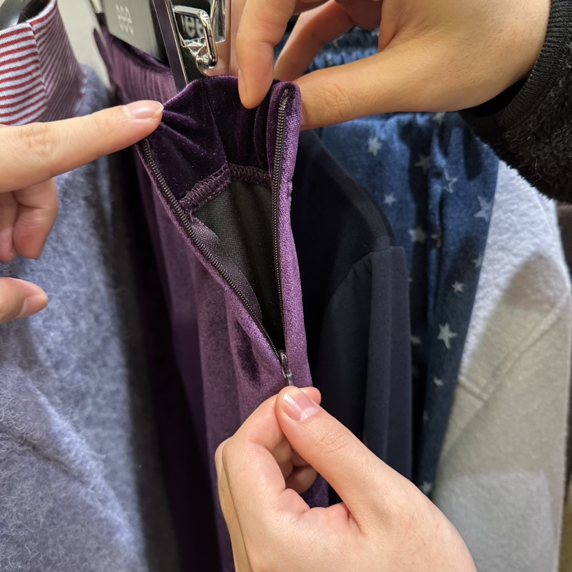 E/E/E韓國直郵㊣女士新款熱賣職業推薦25秋冬時尚長裙天鵝絨E/E/E長裙