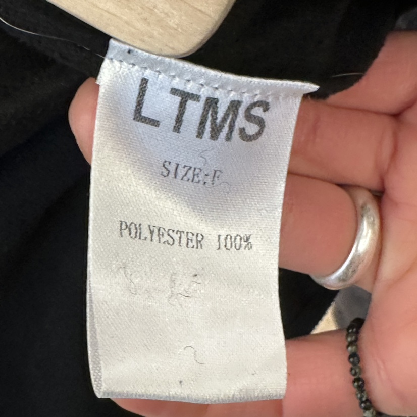 LTMS東大門㊣代購女士新款時尚推薦熱賣人氣圍巾披肩保暖兜帽LTMS圍巾/披肩