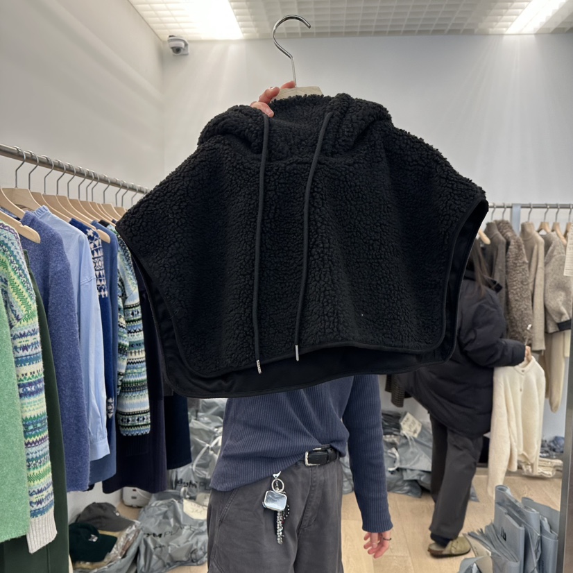 LTMS東大門㊣代購女士新款時尚推薦熱賣人氣圍巾披肩保暖兜帽LTMS圍巾/披肩圖色2