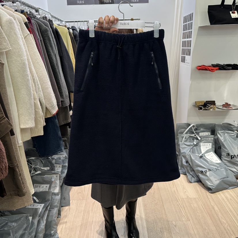 REIRAI韓國代購㊣女士新款休閑時尚熱賣職業人氣半身裙中短裙Reirai半身裙/中短裙圖色2