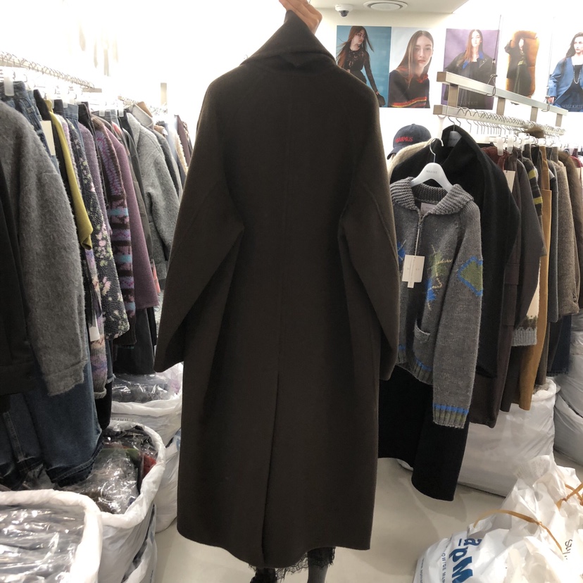 SOLD OUT東大門㊣直郵女裝新款人氣熱賣中長款大衣含圍巾手工SOLD OUT中長款大衣