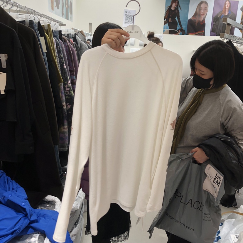 SOLD OUT韓國直郵㊣女士新品人氣25秋冬熱賣休閑推薦長袖T恤SOLD OUT長袖T恤圖色3