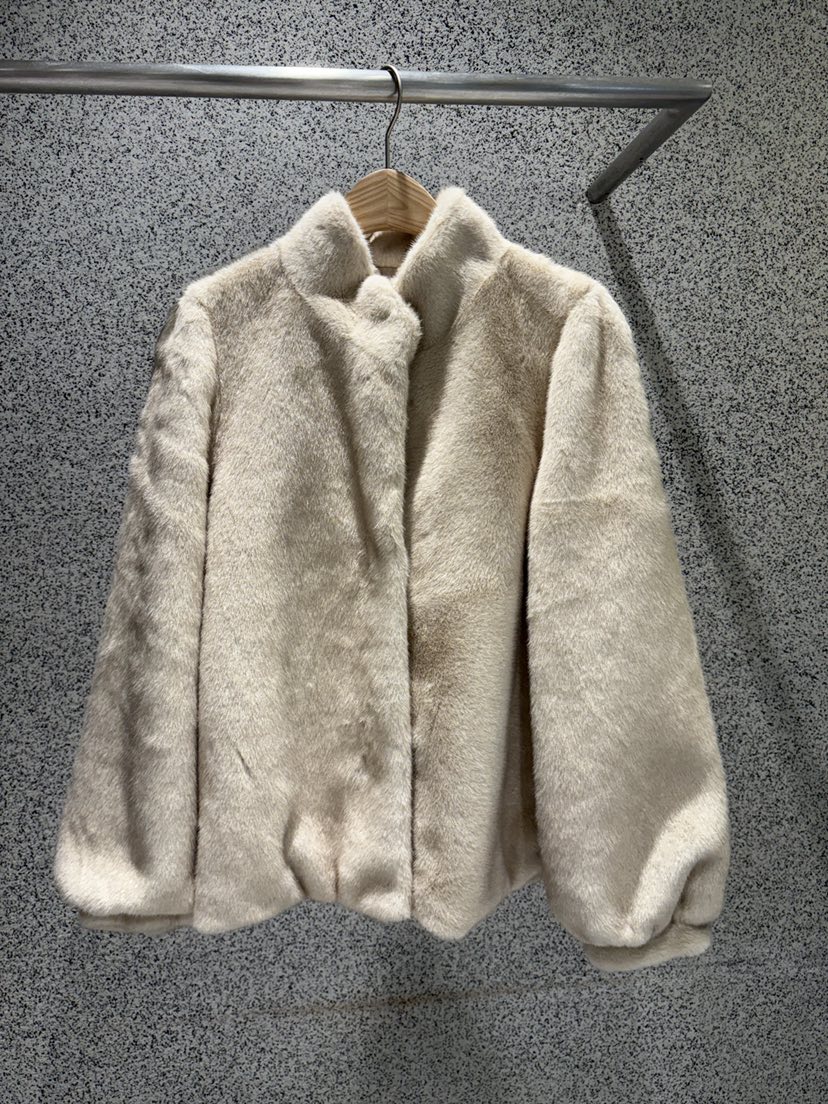 ADDICTED韓國直郵㊣女士新款職業推薦時尚熱賣短款大衣貂皮ADDICTED短款大衣圖色1