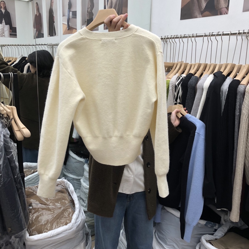 MOI-A韓國直郵㊣女裝新品休閑時尚熱賣針織衫羊絨開衫燈籠MOI-A針織衫