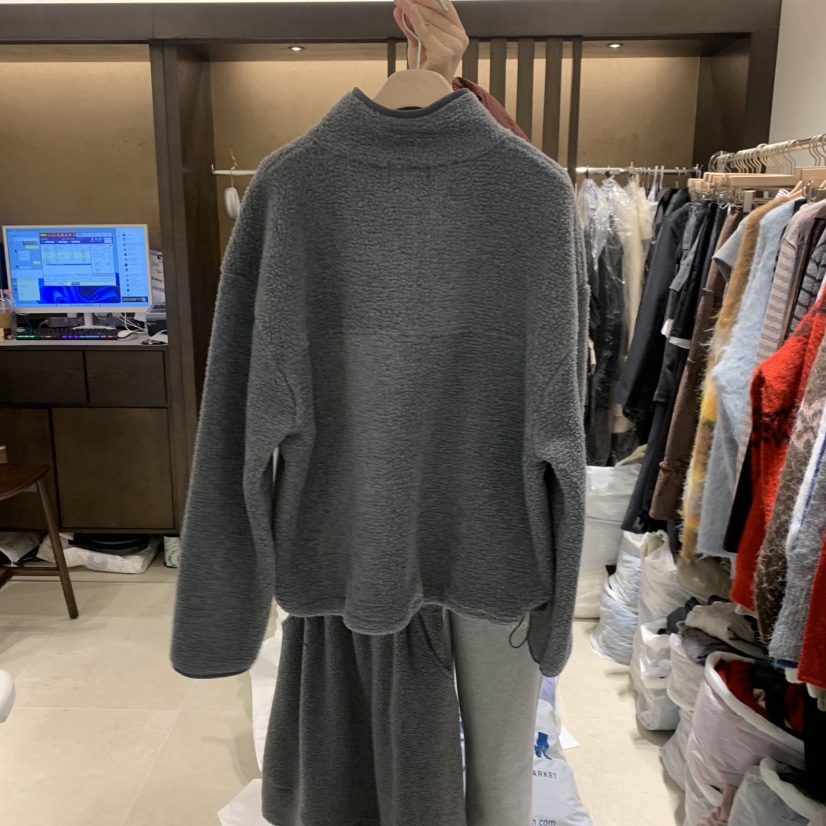 RAWROW東大門㊣直郵女士新款職業時尚推薦熱賣人氣衛衣連帽衫RAWROW衛衣