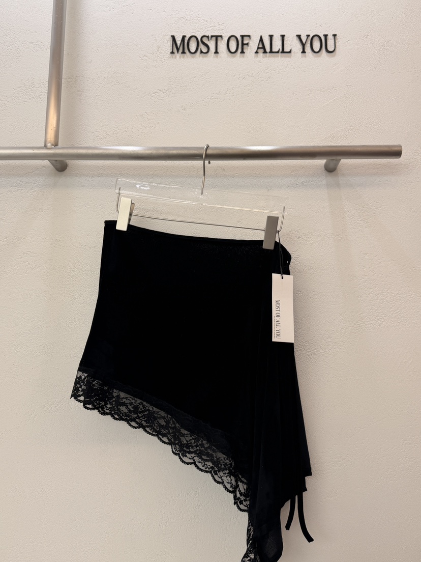 MOST OF ALL U東大門㊣代購女士新品休閑短裙天鵝絨蕾絲MOST OF ALL U短裙圖色2黑色