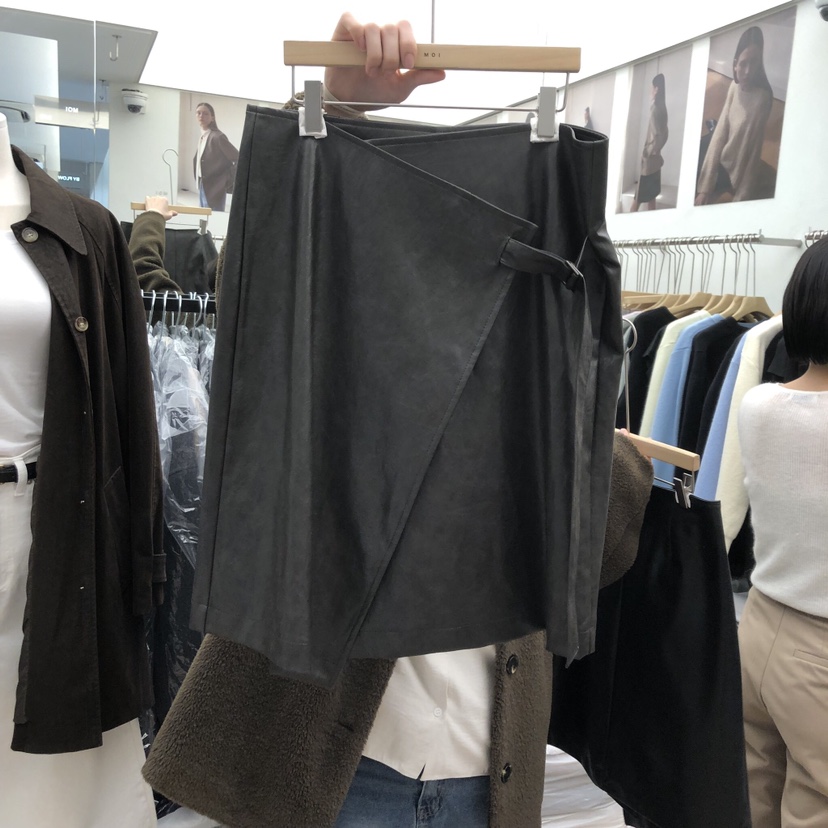 MOI-A韓國直郵㊣女士新款時尚推薦職業人氣半身裙中短裙皮革MOI-A半身裙/中短裙圖色1
