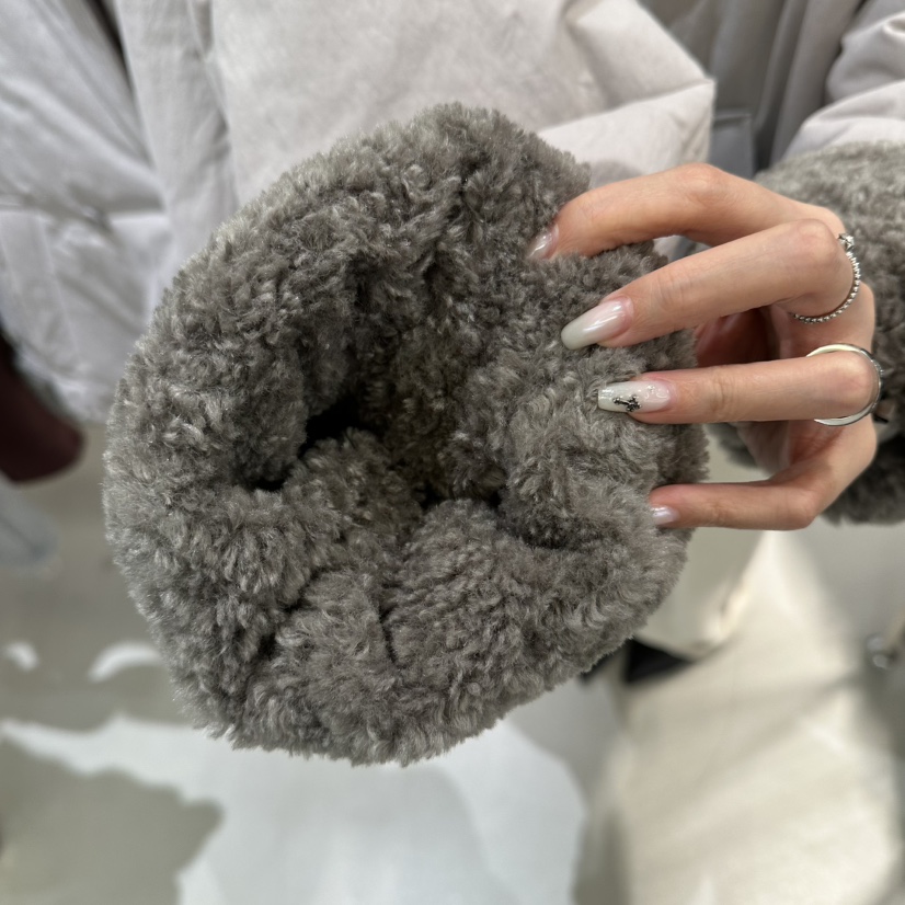 OVU東大門㊣代購女裝新款時尚熱賣25秋冬職業推薦人氣短款棉服OVU短款棉服