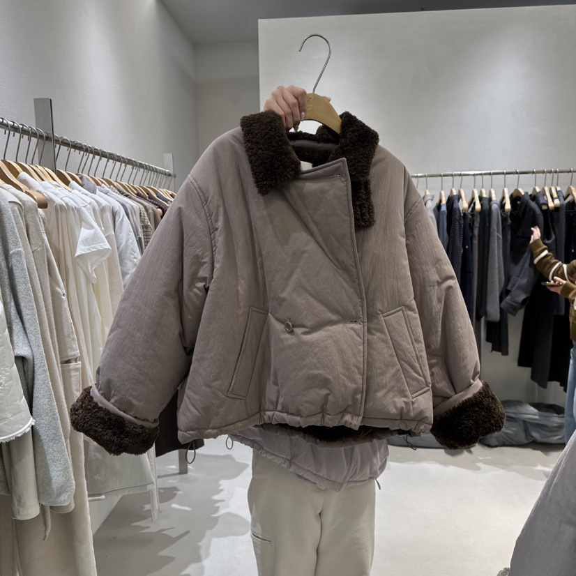 OVU東大門㊣代購女裝新款時尚熱賣25秋冬職業推薦人氣短款棉服OVU短款棉服圖色2