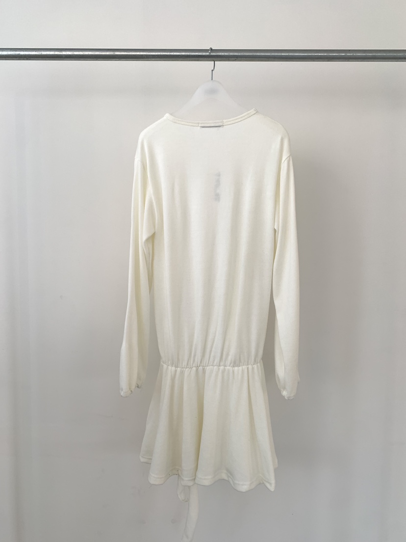 TRUE韓國代購㊣女裝新款人氣休閑25秋冬職業推薦時尚連衣裙TRUE連衣裙