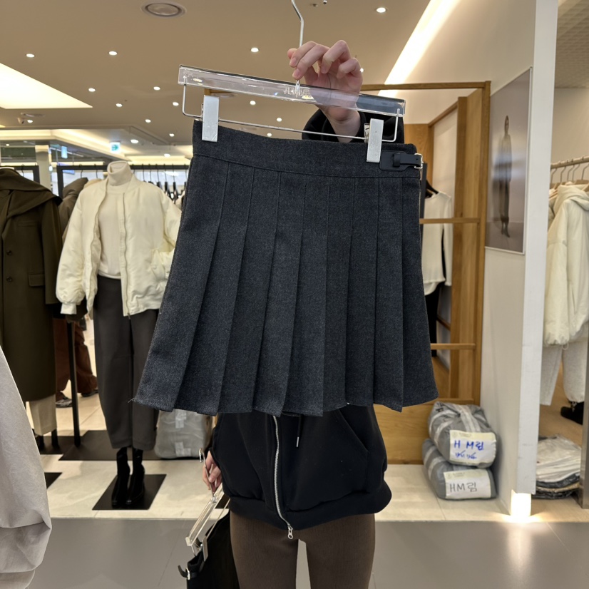 JENNIE東大門㊣直郵女裝新款時尚熱賣25秋冬職業休閑推薦裙褲JENNIE/VENEFIT裙褲圖色2墨色