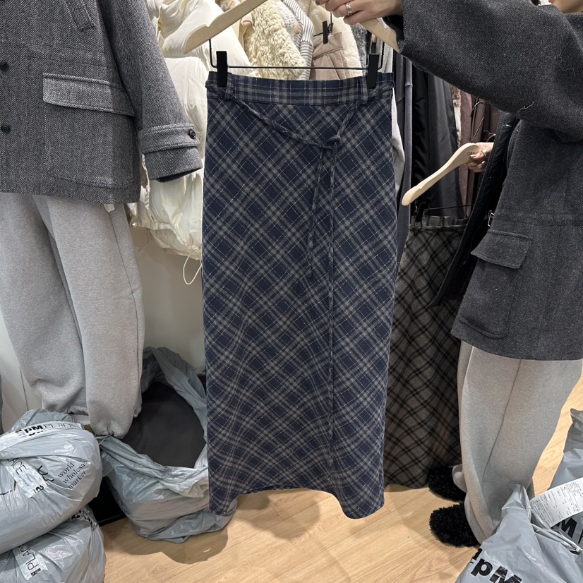 ORE-P東大門㊣直郵女裝新款人氣休閑熱賣職業25秋冬時尚長裙ORE長裙圖色1深藍色