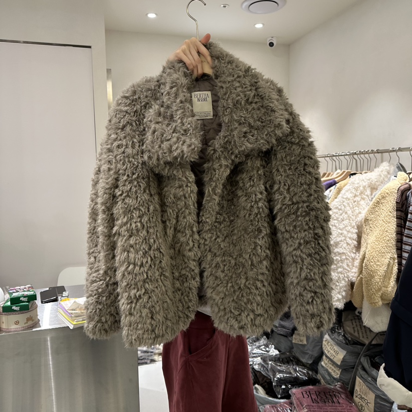 BERTHA韓國代購㊣女士新品時尚職業休閑人氣推薦25秋冬夾克皮草BERTHA夾克圖色2