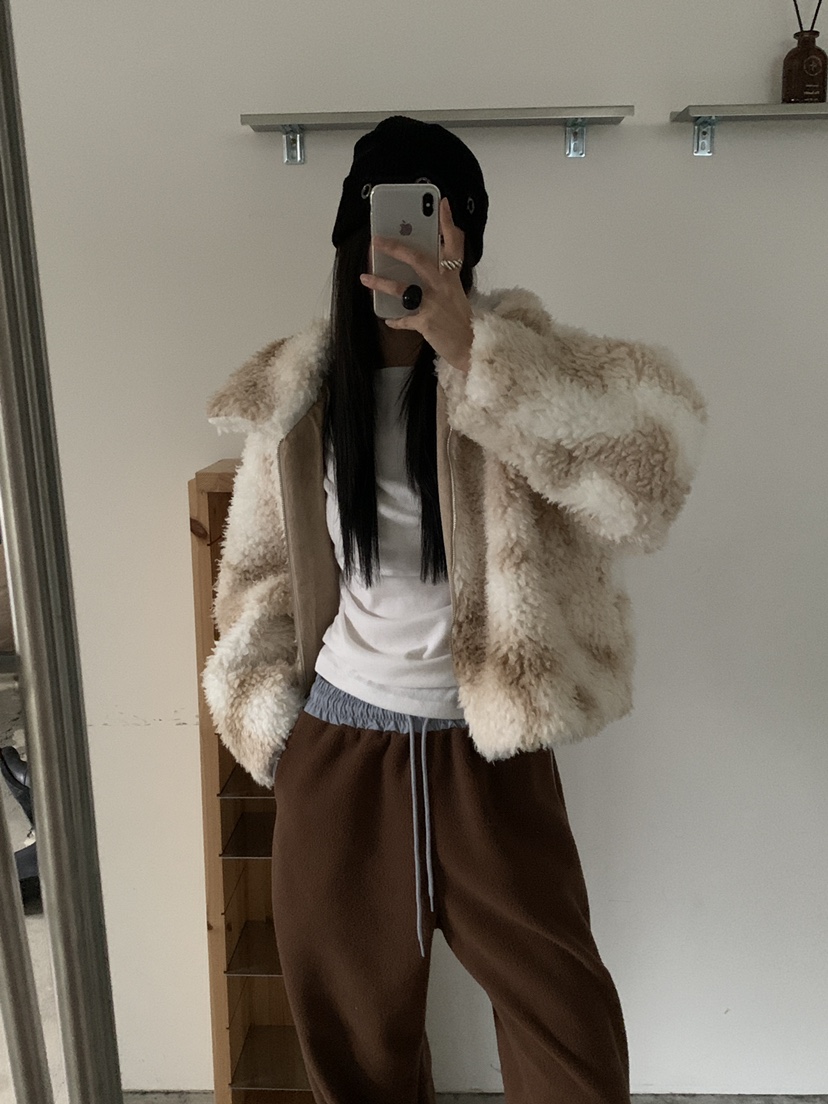 MORE THAN-P東大門㊣實拍女士新款25秋冬短款大衣毛絨皮草MORE THAN短款大衣