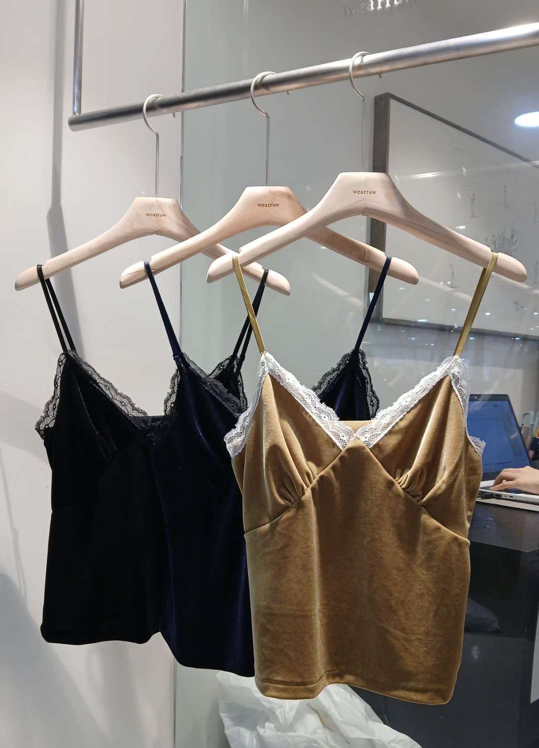 WEARRAW東大門㊣直郵女裝新款推薦人氣25秋冬熱賣休閑吊帶背心WEARRAW吊帶/背心圖色1左一色