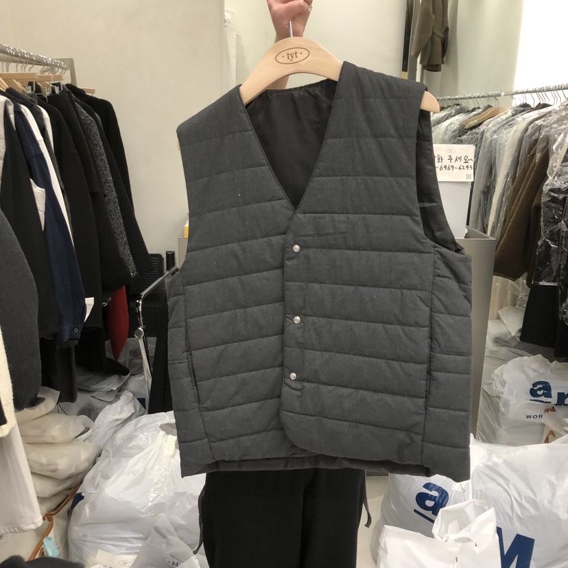 TAKE YOUE TIME東大門㊣實拍女裝新款時尚馬甲不含內搭棉質TAKE YOUE TIME馬甲圖色2