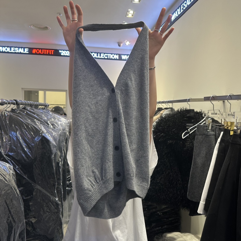 OUTFIT東大門㊣直郵女士新品人氣時尚熱賣休閑推薦吊帶背心OUTFIT吊帶/背心圖色2