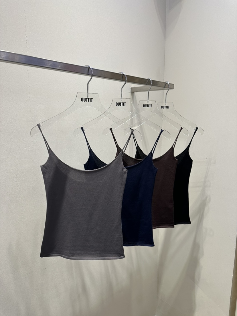 OUTFIT韓國代購㊣女裝新款人氣熱賣推薦真品休閑時尚吊帶背心OUTFIT吊帶/背心