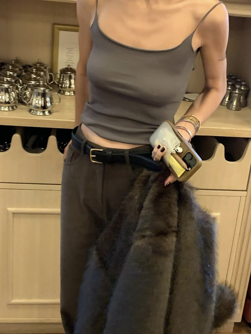 OUTFIT韓國代購㊣女裝新款人氣熱賣推薦真品休閑時尚吊帶背心OUTFIT吊帶/背心