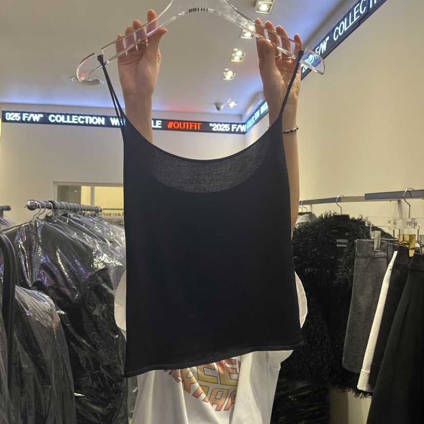 OUTFIT韓國代購㊣女裝新款人氣熱賣推薦真品休閑時尚吊帶背心OUTFIT吊帶/背心圖色1