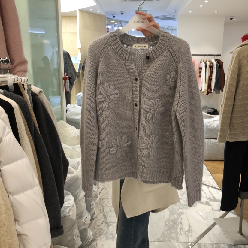 ALMOND韓國直郵㊣女裝新品時尚休閑推薦熱賣真品毛衣花朵開衫ALMOND毛衣圖色3