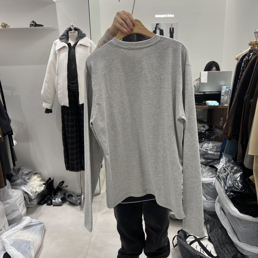 ANN MARGRET東大門㊣直郵女裝新款時尚長袖T恤棉GRETA.Y長袖T恤