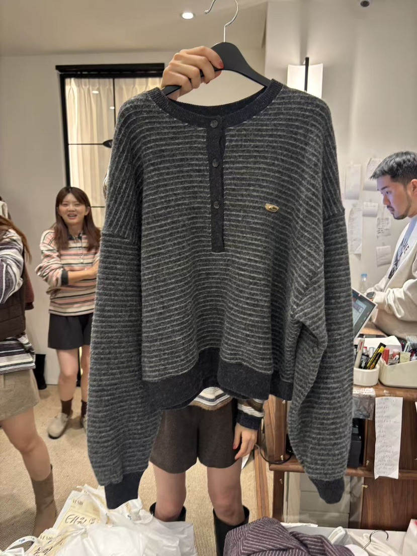 VENIR-a韓國代購㊣女士新款推薦休閑人氣時尚熱賣衛衣加絨VENIR-a衛衣圖色3