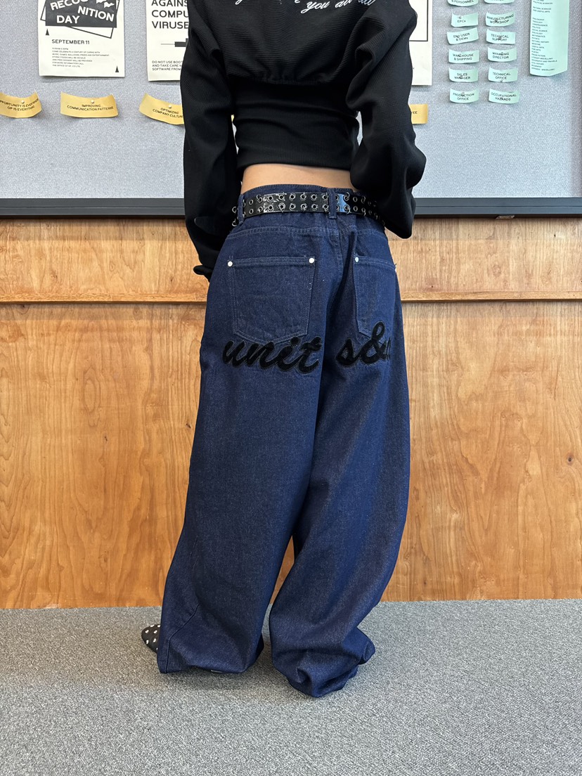 SEEOT東大門㊣實拍女裝新款職業牛仔褲不含腰帶男女同款天鵝絨刺繡SEEOT牛仔褲