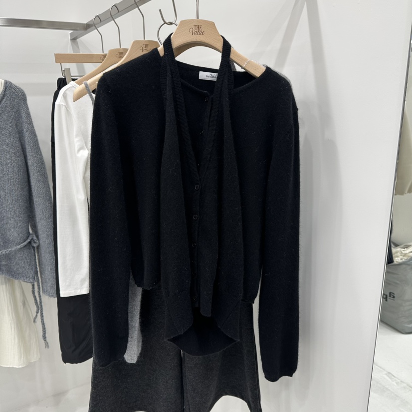 THE VALUE東大門㊣代購女裝新品時尚人氣針織衫假兩件雙層THE VALUE針織衫圖色3黑色
