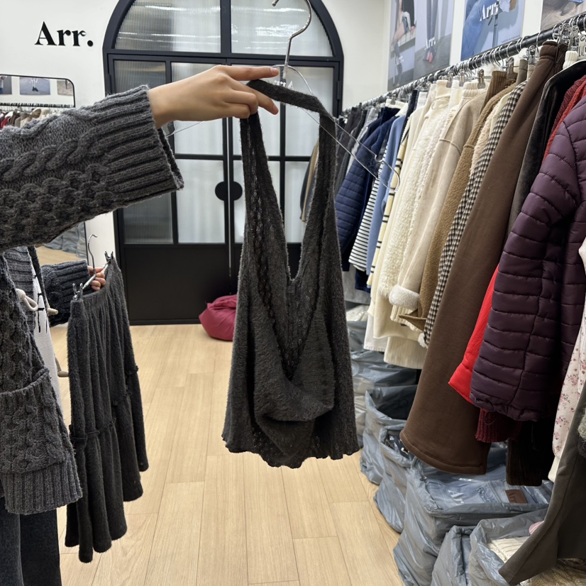 ARR東大門㊣實拍女士新款時尚休閑25秋冬職業吊帶背心羊駝毛ARR吊帶/背心