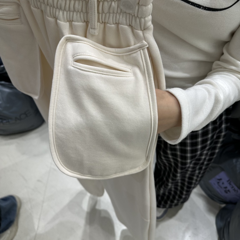 BENE東大門㊣實拍女士新款推薦25秋冬休閑熱賣時尚休閑褲口袋BENE休閑褲