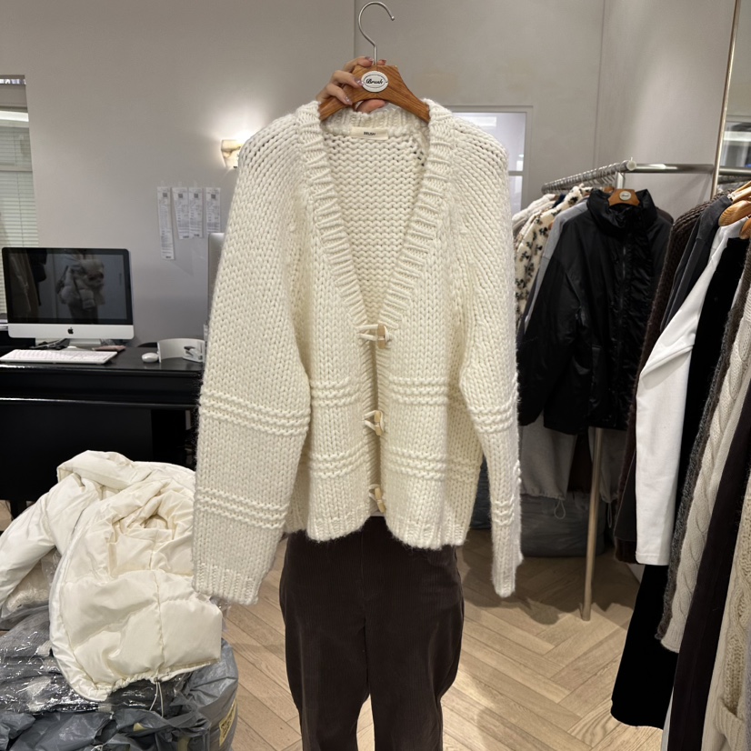 BRUSH-P韓國代購㊣女士新品人氣推薦熱賣休閑針織衫手工制作BRUSH-P針織衫圖色1