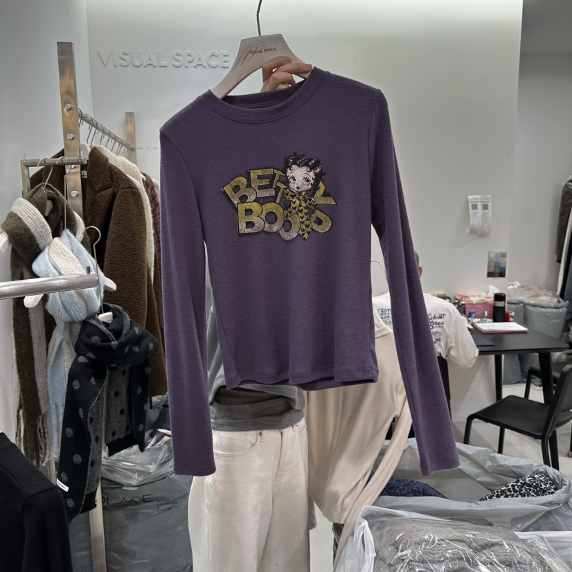 VISUAL SPACE東大門㊣直郵女士新款時尚熱賣人氣長袖T恤加絨VISUAL SPACE長袖T恤圖色2