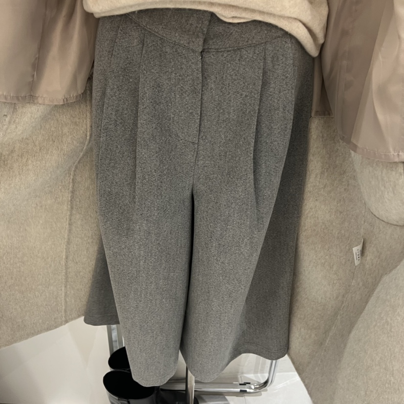 MONDAY TO SUNDAY東大門㊣代購女裝新款職業25秋冬人氣短褲MONDAY TO SUNDAY短褲圖色2