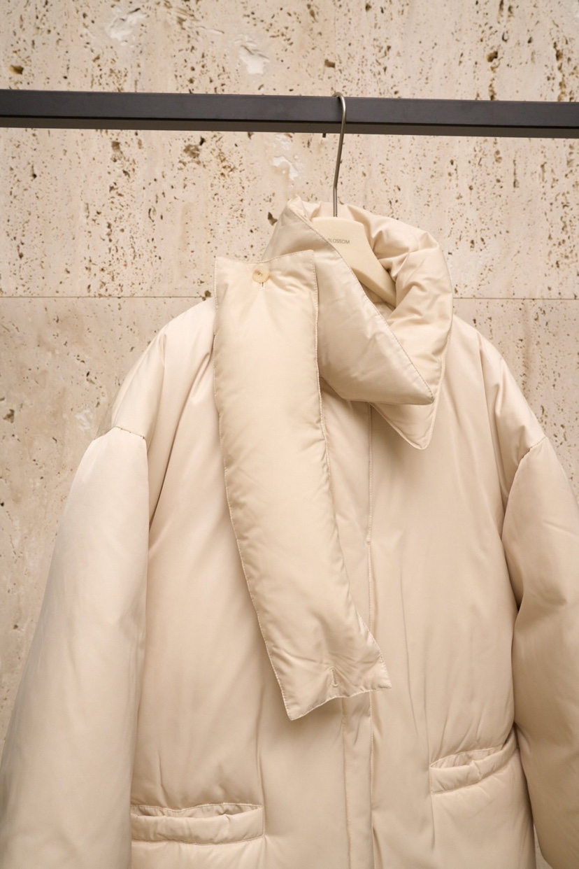 BLOSSOM東大門㊣實拍女裝新品時尚熱賣推薦職業休閑長款羽絨服BLOSSOM長款羽絨服