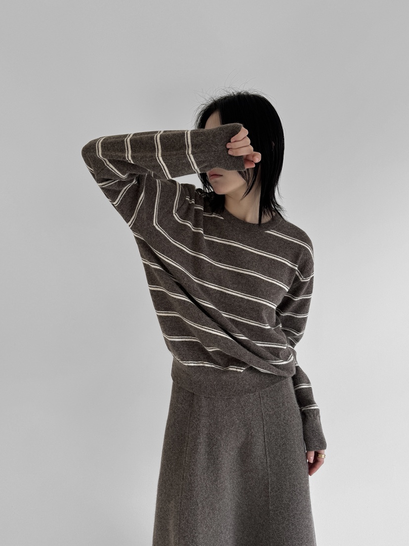 YIKHO STYLE韓國直郵㊣女士新款熱賣時尚休閑25秋冬針織衫YIKHO STYLE針織衫