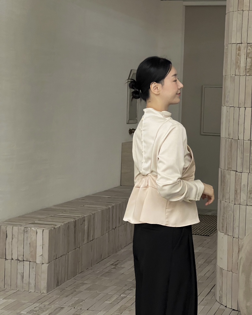 VERNI東大門㊣實拍女士新款25秋冬職業時尚推薦吊帶背心緞面VERNI吊帶/背心