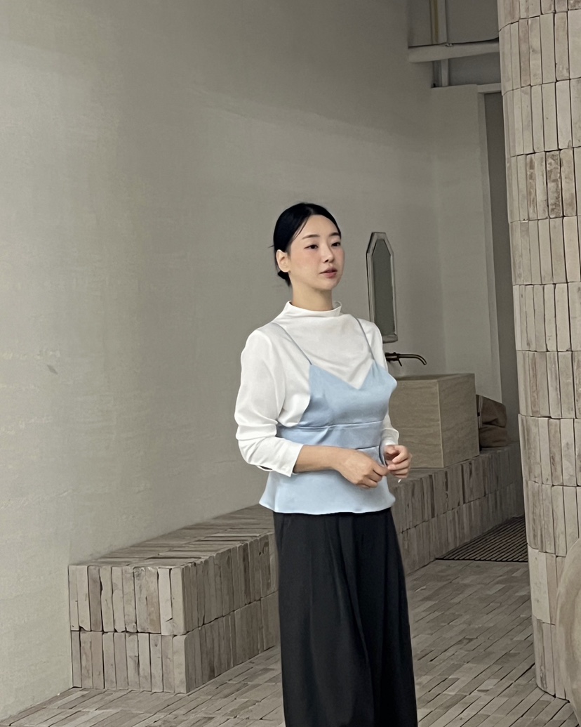 VERNI東大門㊣實拍女士新款25秋冬職業時尚推薦吊帶背心緞面VERNI吊帶/背心