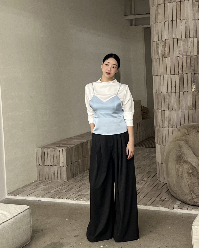 VERNI東大門㊣實拍女士新款25秋冬職業時尚推薦吊帶背心緞面VERNI吊帶/背心