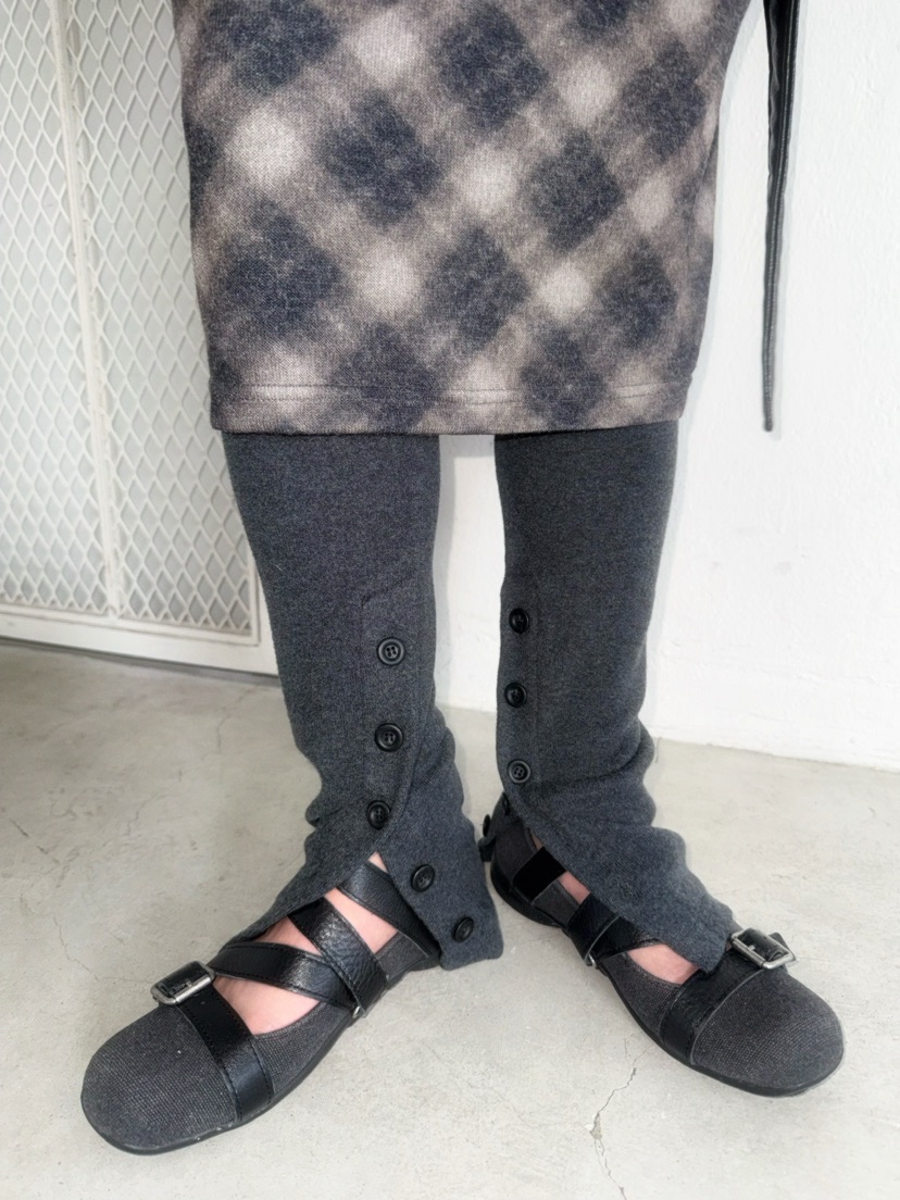 AWESOMESAUCE東大門㊣直郵女裝新款25秋冬打底褲鯊魚褲保暖AWESOME SAUCE打底褲/鯊魚褲