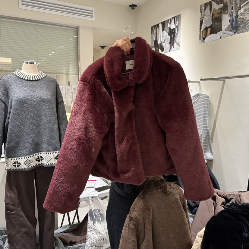 MOREMORE東大門㊣實拍女裝新款人氣25秋冬職業短款大衣貂皮more more短款大衣圖色1