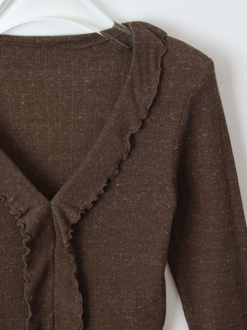 CCW韓國直郵㊣女裝新品25秋冬職業推薦時尚人氣熱賣長袖T恤CCW--NYUNYU長袖T恤