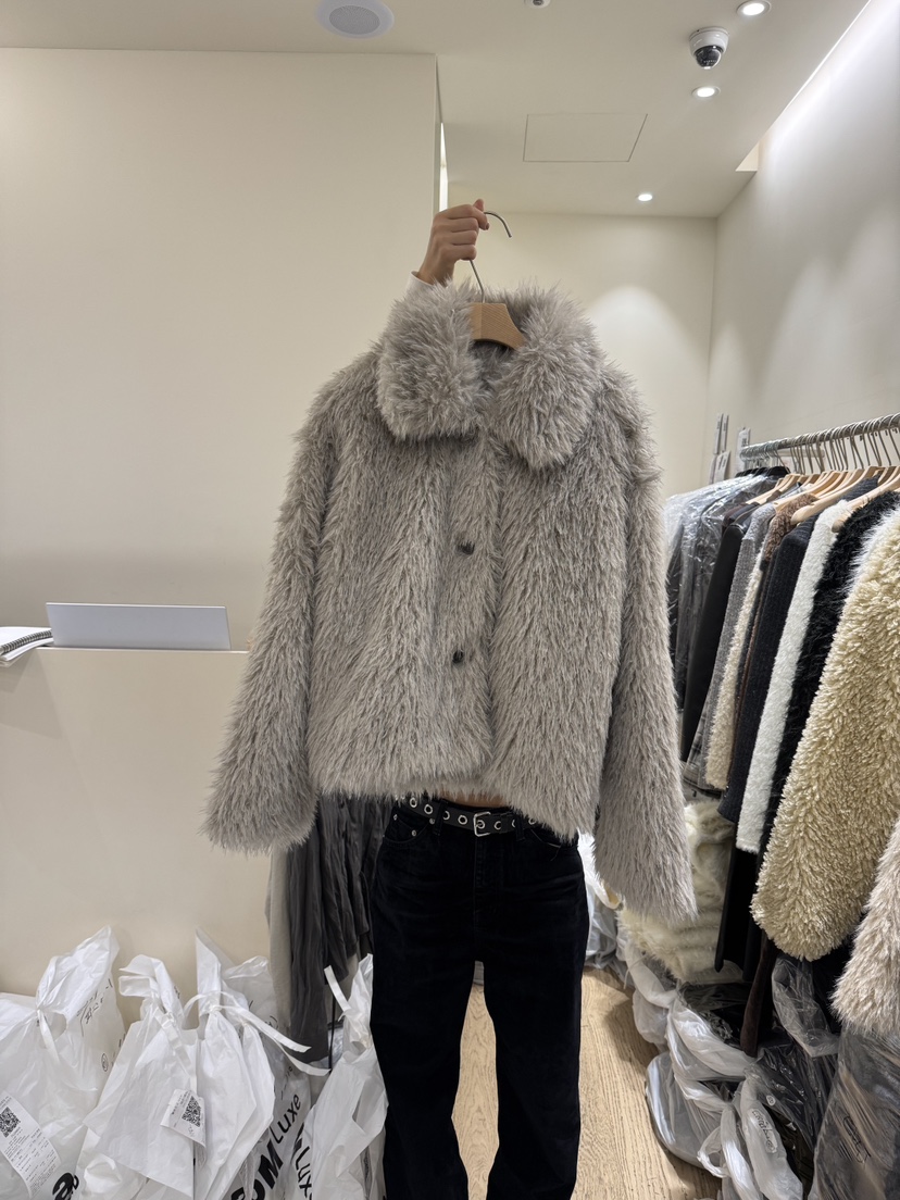 FLOWER-L東大門㊣代購女裝新款熱賣25秋冬推薦短款大衣毛皮FLOWER-L短款大衣圖色2