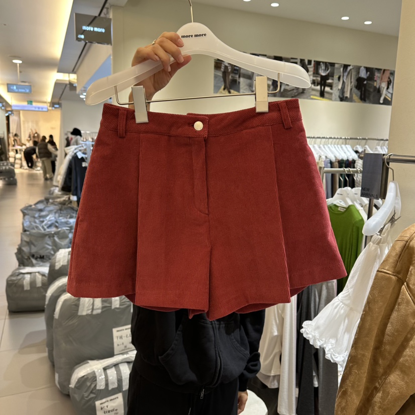MOREMORE東大門㊣直郵女裝新品熱賣25秋冬人氣時尚休閑短褲more more短褲圖色1
